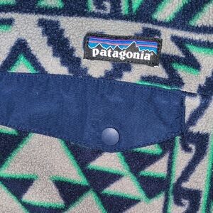 Patagonia Blue and Green Geometric Fleece